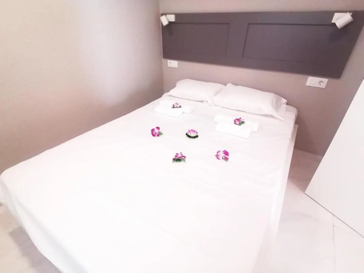 New Apartment Alcala 1 Room & Free Wifi